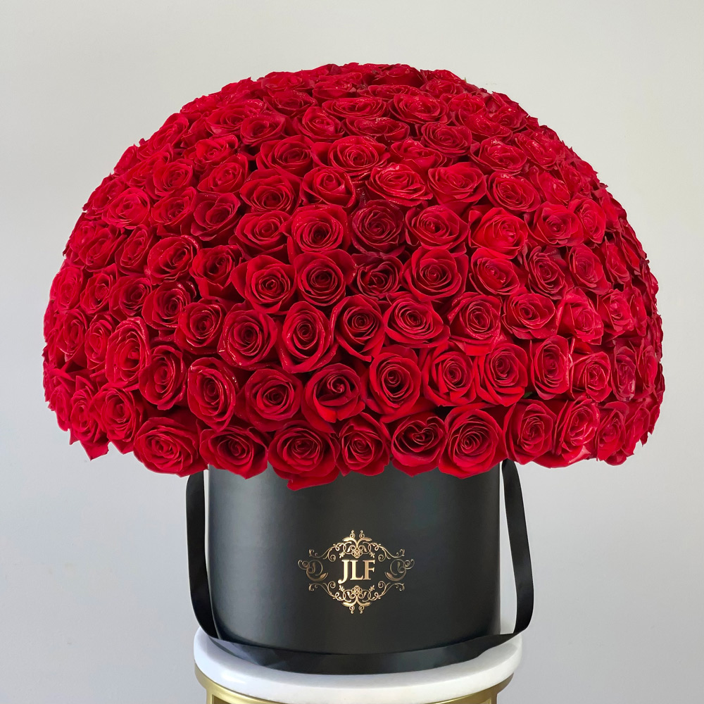 Signature 150 Red Rose Box