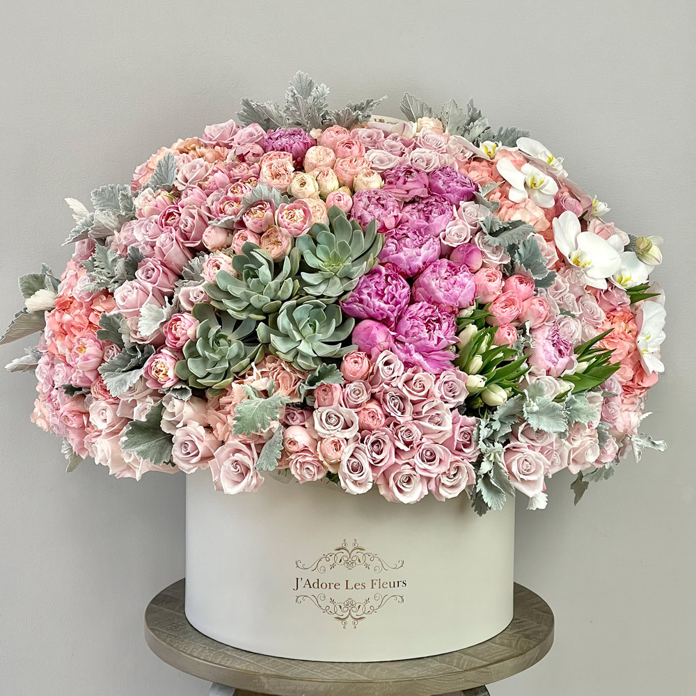 Grandiose Lux Pastel Box - JLF Los Angeles Florist