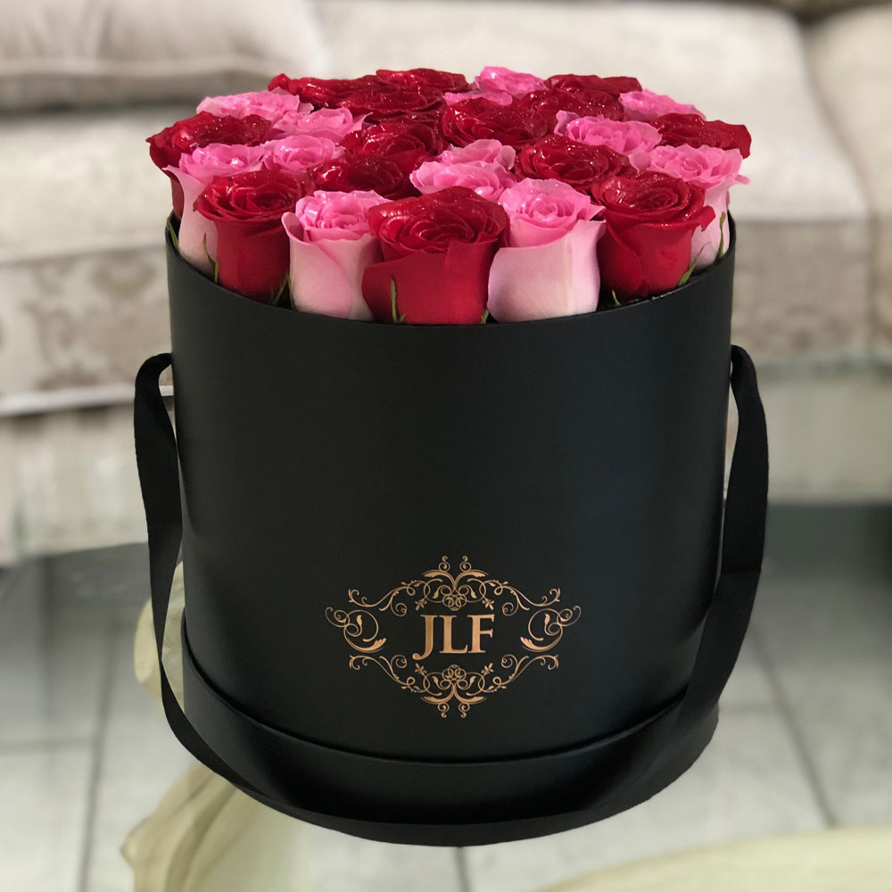 Yelena Red & Pink Rose Box