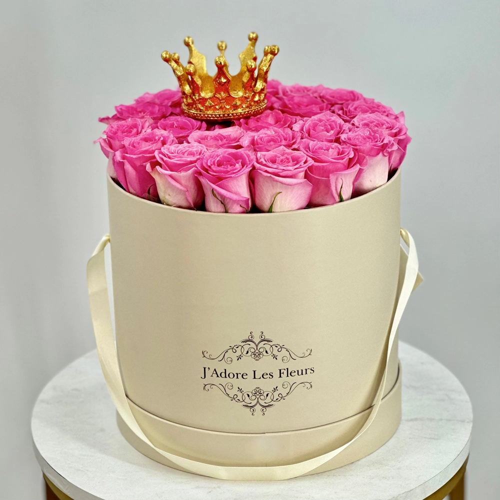 Queen Yelena Rose Box