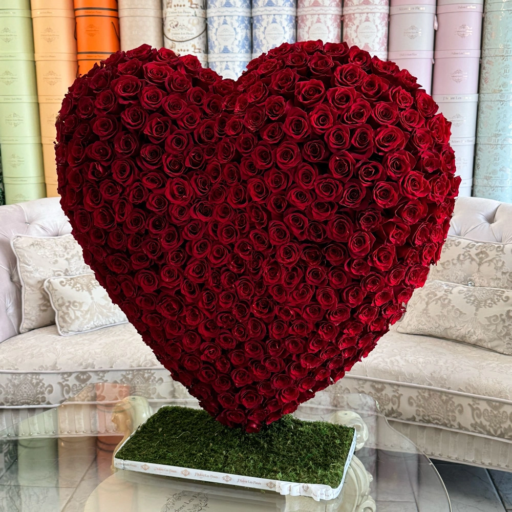 Grand Standing Heart of Love