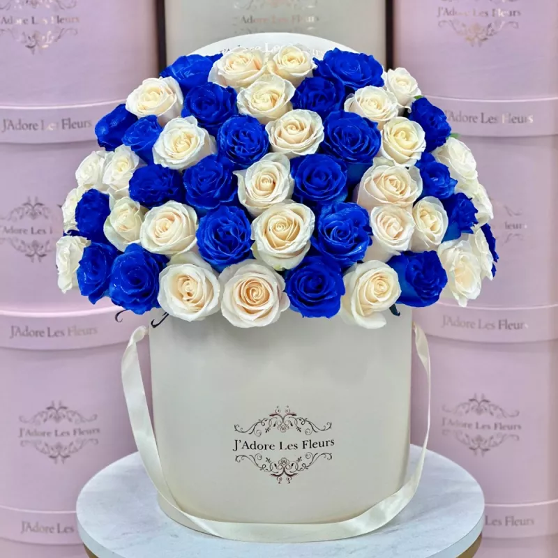 Jadore Signature 50 White & Blue Rose Box