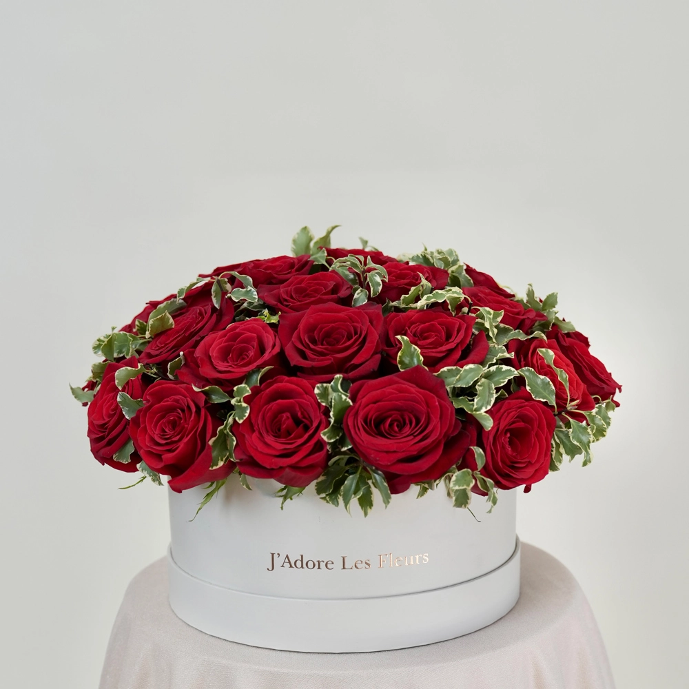 Whimsical Roses in Centerpiece Box