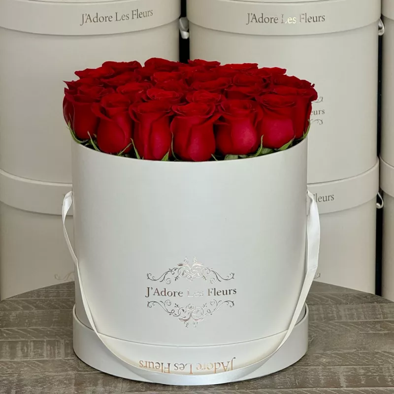 Jadore Yelena Red Rose Box