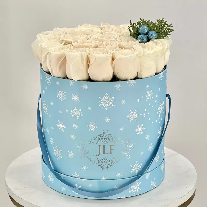 Jadore Yelena Roses and Ornaments in Snowflake Box