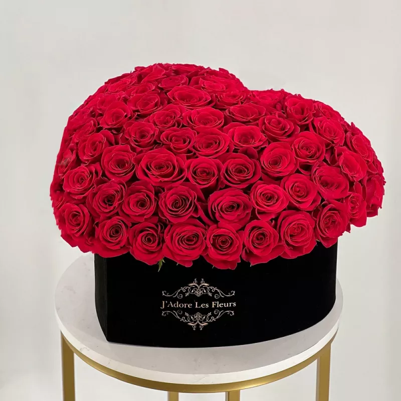 Jadore 100 JLF Roses in Black Heart Box