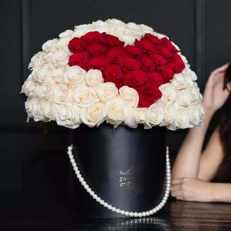 Jadore Signature Red Heart Rose Box