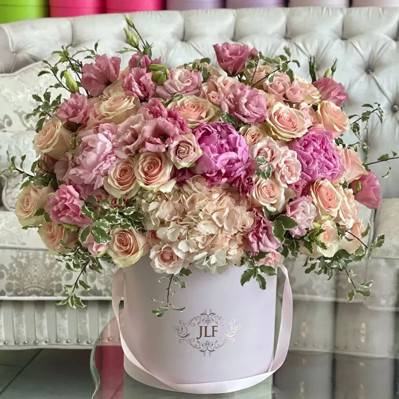 Jadore Fabulous Pinks