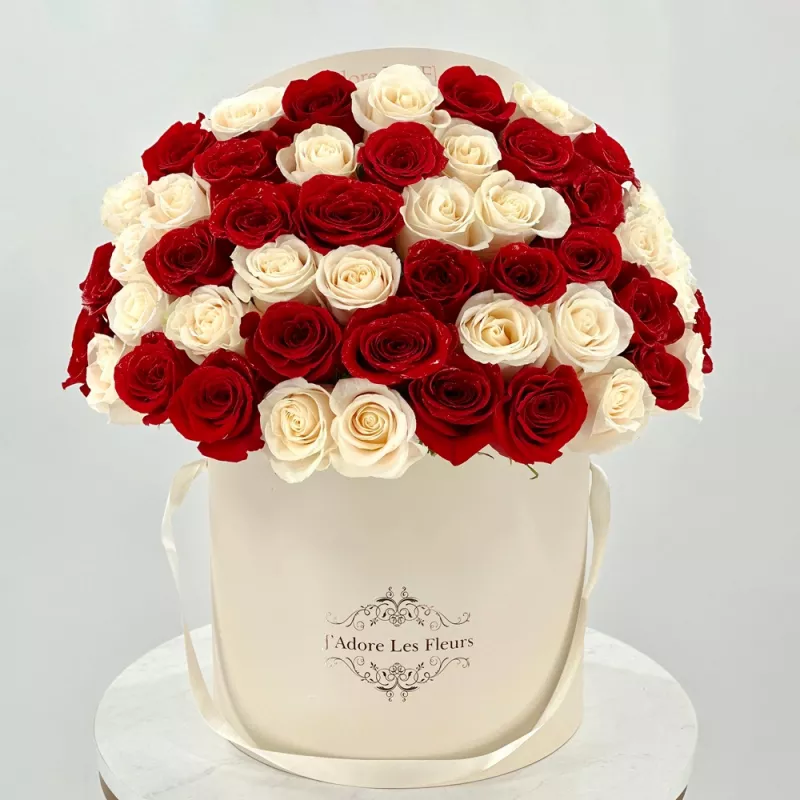 Jadore JLF Signature Red and White Rose Box