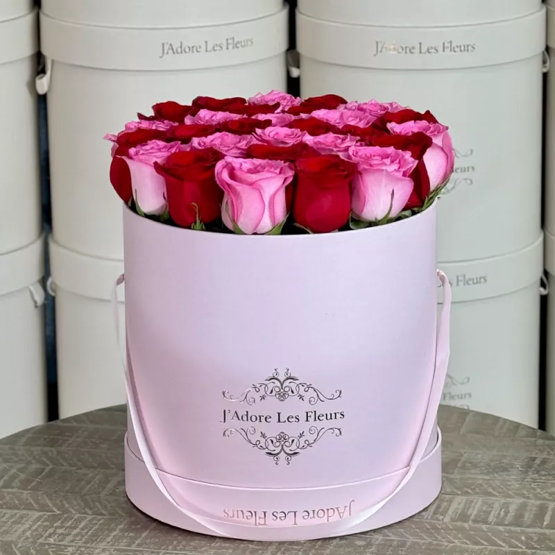 Jadore Yelena Red & Pink Rose Box