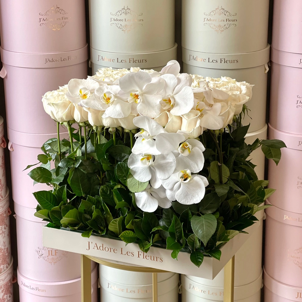 Standing Roses and Orchids in Medium JLF Tray
