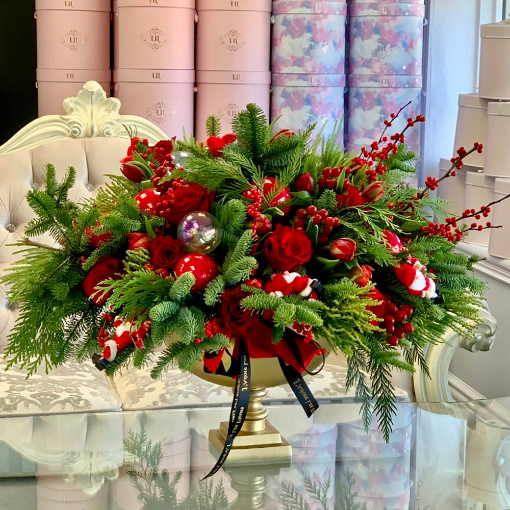 Grand Christmas in a Vase