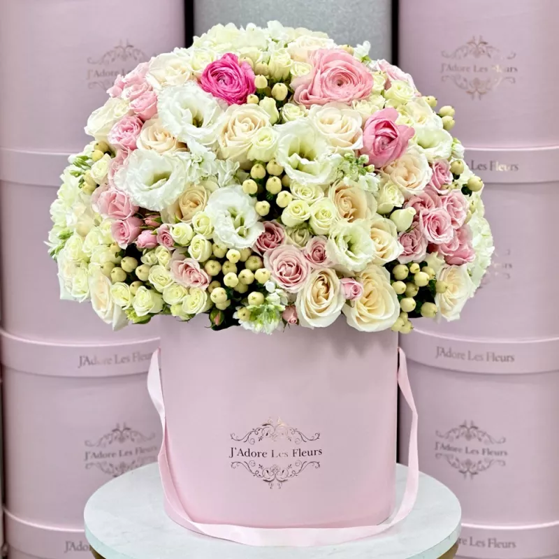 Jadore Pearlescent Petals