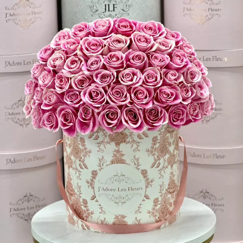 Jadore Signature Pink Rose Box