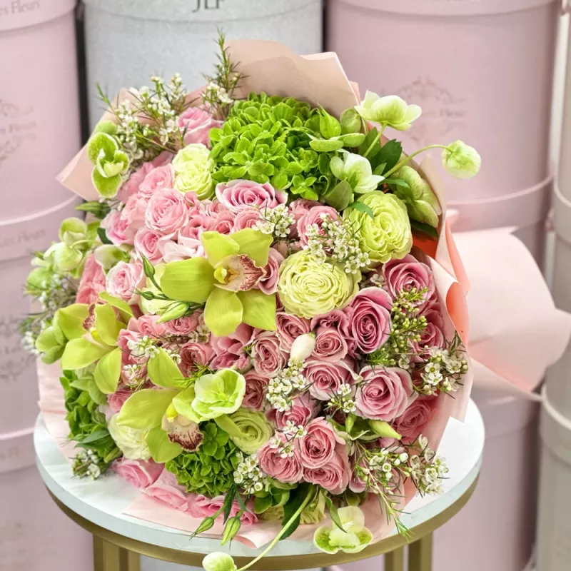 Jadore Spring Time Hand-Bouquet