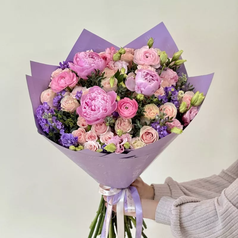 Jadore Lavender Lace Dream Hand-Tied Bouquet