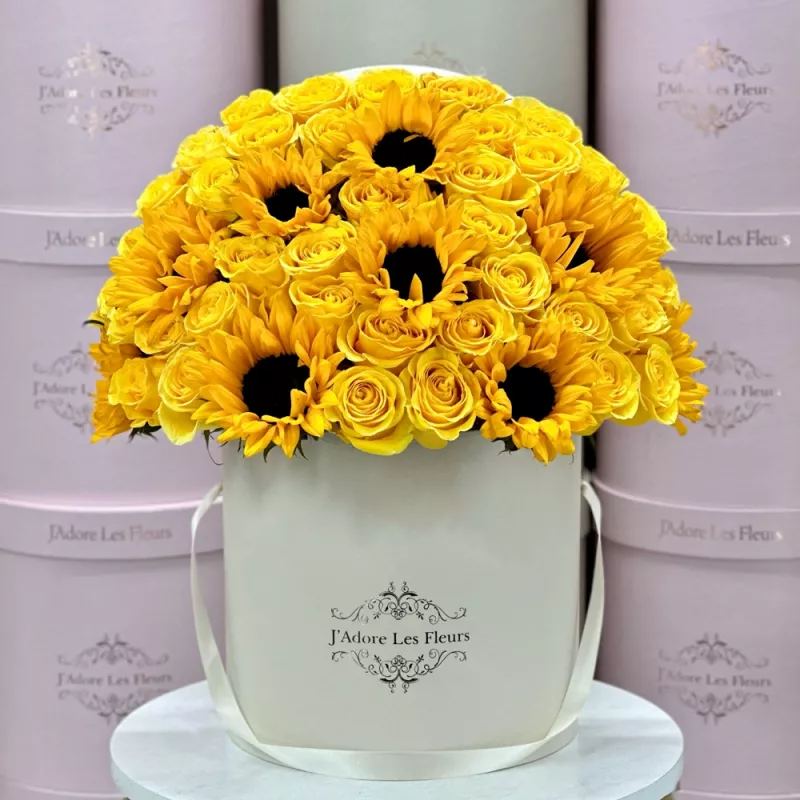 Jadore Sunflower Kissed Roses