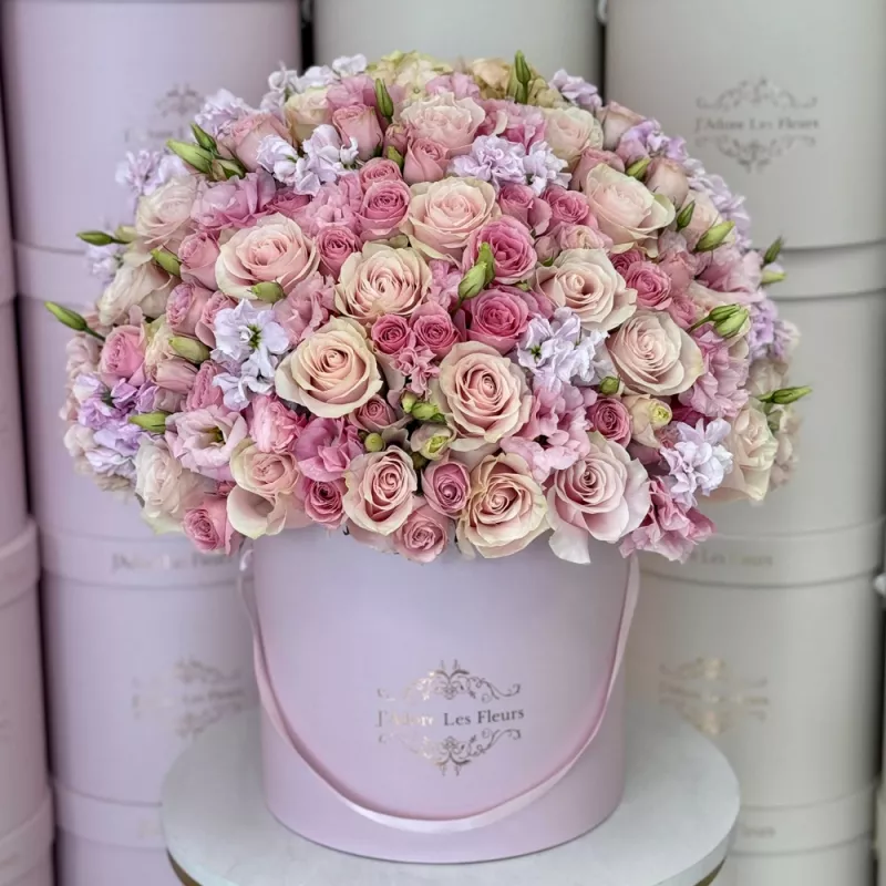 Jadore Blushing Pinks