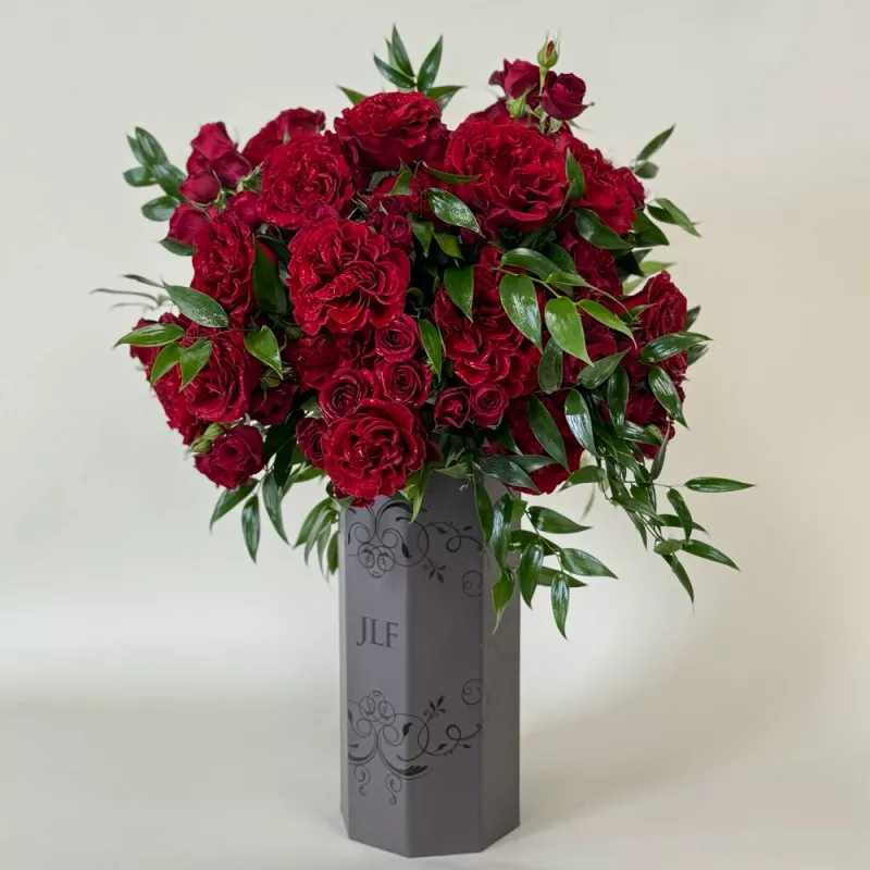 Jadore Passionate Embrace