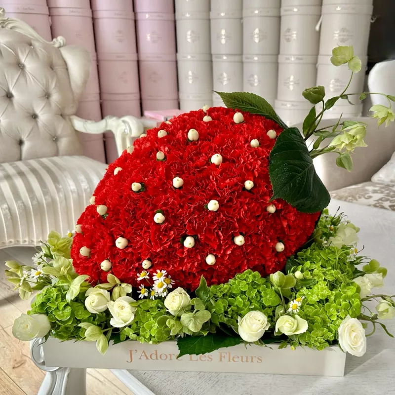 Jadore Strawberry Blossom Tray