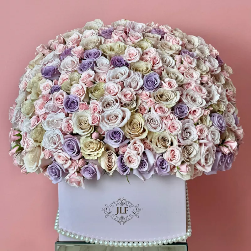 Luxe Étreinte - JLF Florist