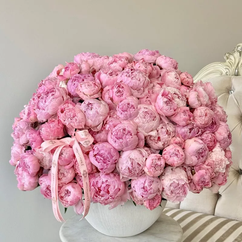 Jadore Grandeur Peonies