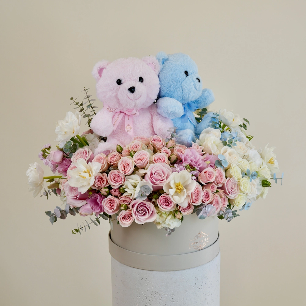 He or She? Gender Reveal Florals
