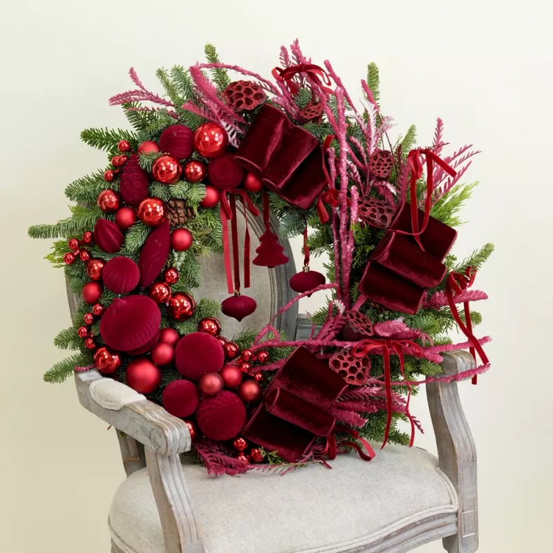 Jadore Velvet Royale Wreath