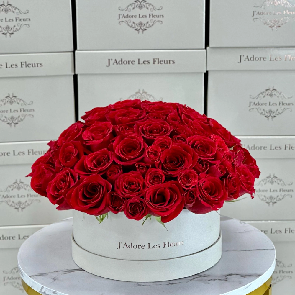 Rose Perfection in Centerpiece Box