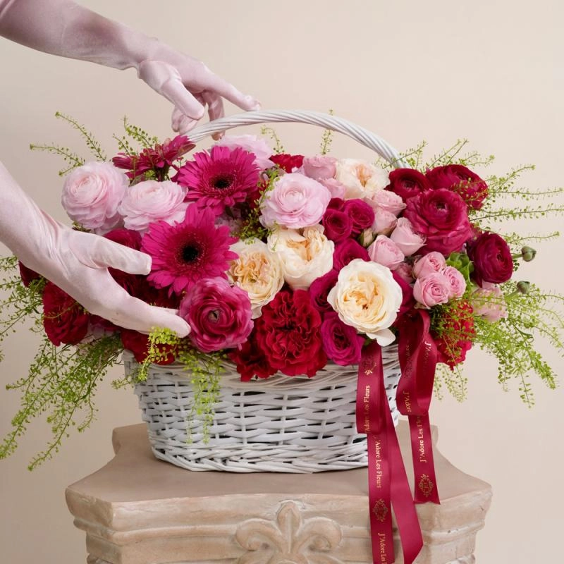 Jadore Her Large Whimsical Basket