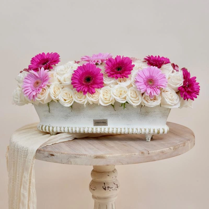 Jadore The Paris Garden Centerpiece