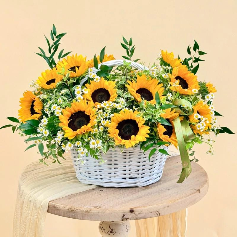 Jadore The French Sunflower Basket
