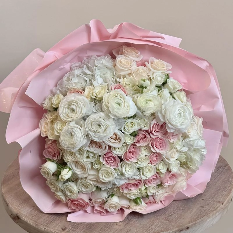 Jadore Parisian Petal Bouquet