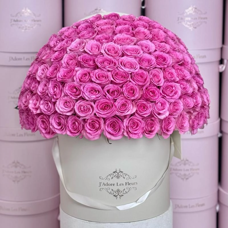 Jadore 100 Sweet Unique Roses