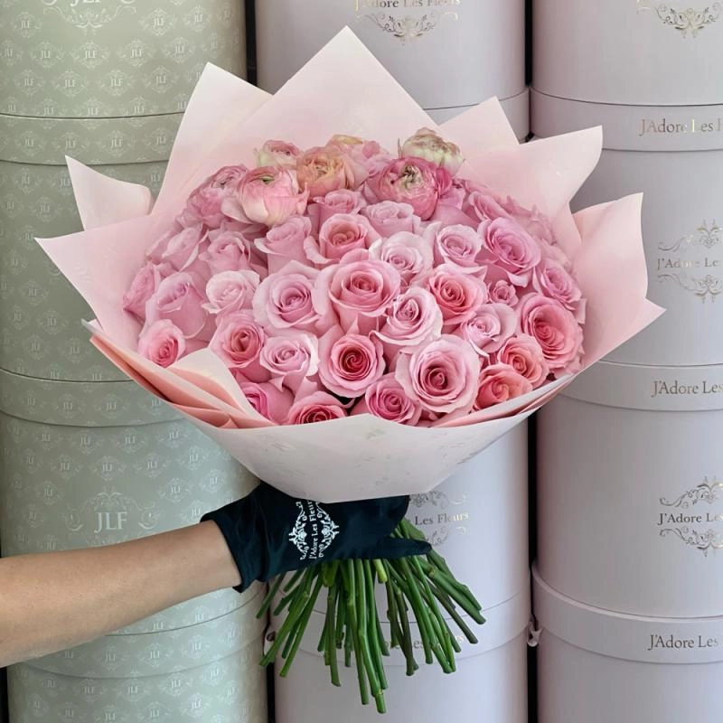 Jadore The Pink Chrysta Bouquet