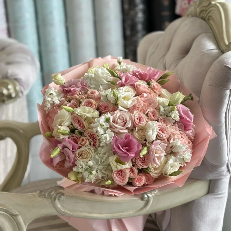 Jadore Sofia’s Blush Pink Bouquet