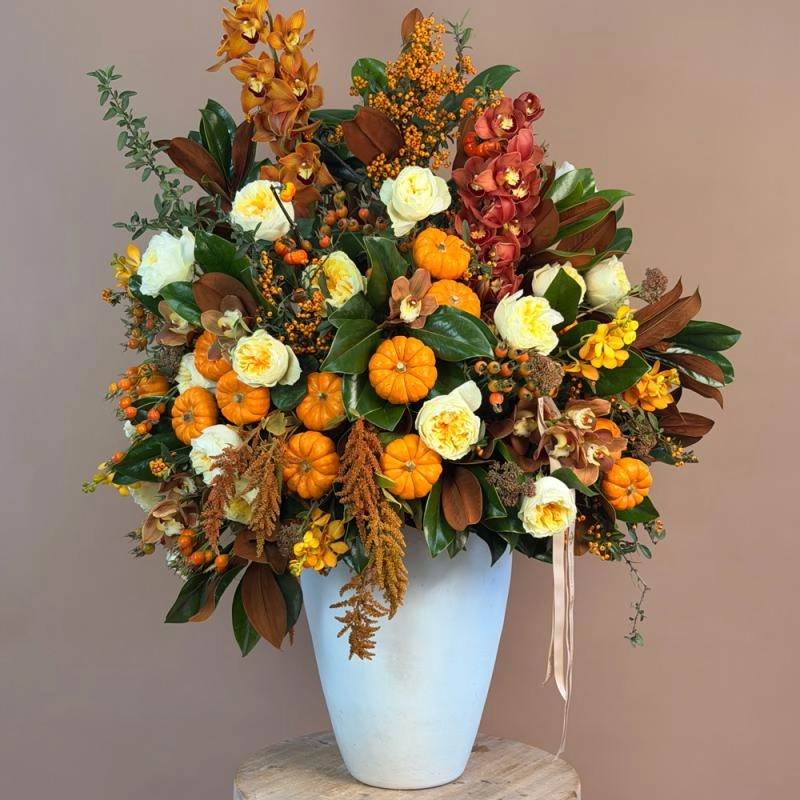 Jadore Foyer Grand Autumn Elegance